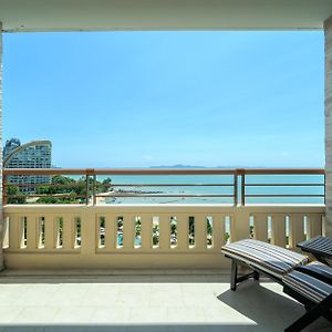 Premium Deluxe King Room